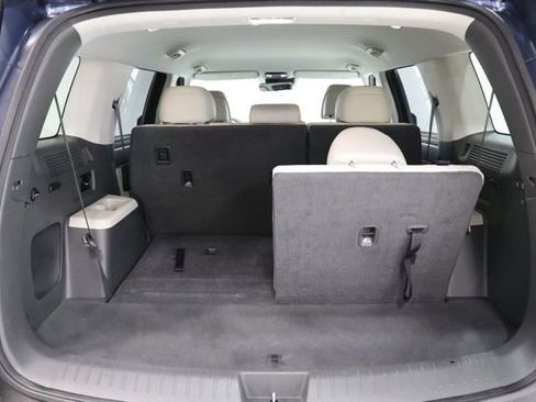 Used 2025 Hyundai Santa Fe SEL FWD image 32