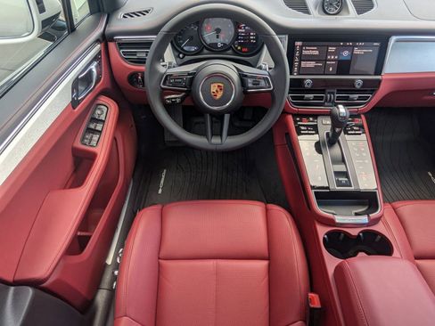 New 2026 Porsche Macan S image 15