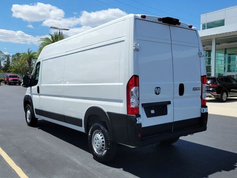 Used 2025 RAM ProMaster 2500 w/ Convenience Group FWD image 5