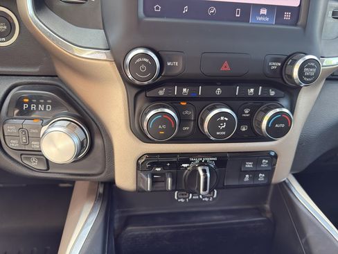 Used 2022 RAM 1500 Laramie image 17