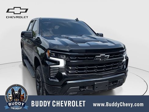 Used 2025 Chevrolet Silverado 1500 LT Trail Boss w/ Convenience Package II AWD/4WD image 1