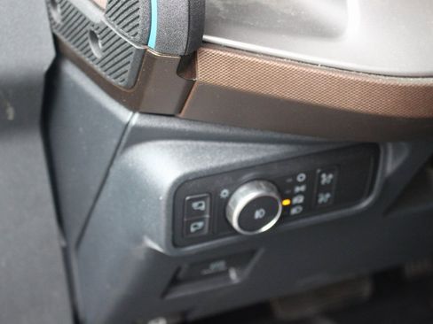 Used 2022 Ford Bronco Outer Banks image 17