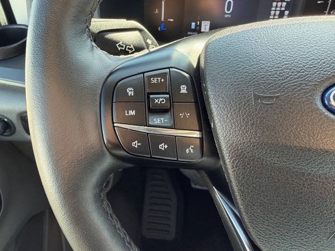 Used 2026 Ford Transit 350 XLT RWD image 31