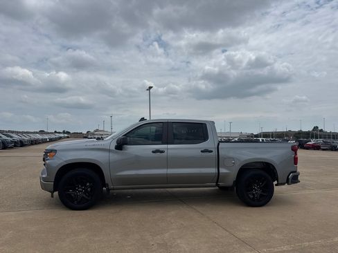 Used 2025 Chevrolet Silverado 1500 Custom RWD image 13