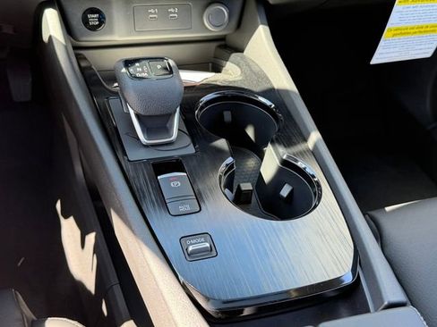New 2026 Nissan Rogue SV FWD image 17