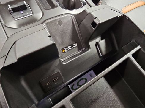 Used 2025 GMC Sierra 2500 AT4 AWD/4WD image 23