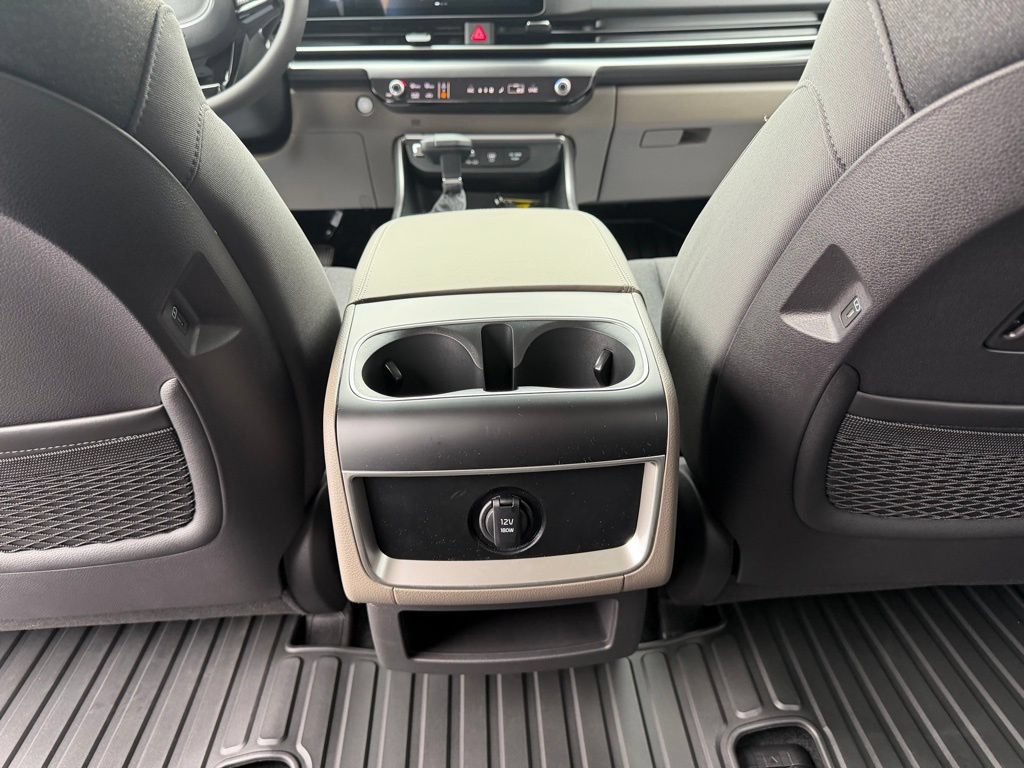 New 2026 Kia Carnival LX FWD image 20