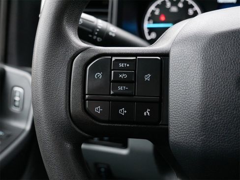 Used 2023 Ford F350 XLT w/ FX4 Off-Road Package image 20