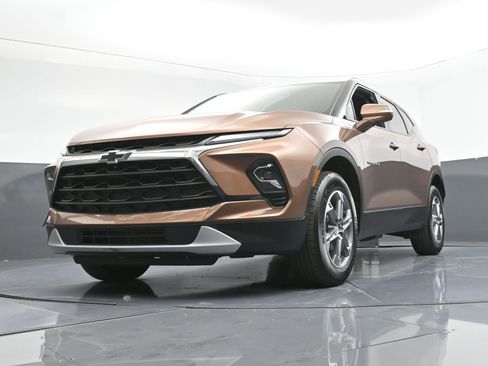 Used 2023 Chevrolet Blazer LT w/ Sound & Technology Package image 25