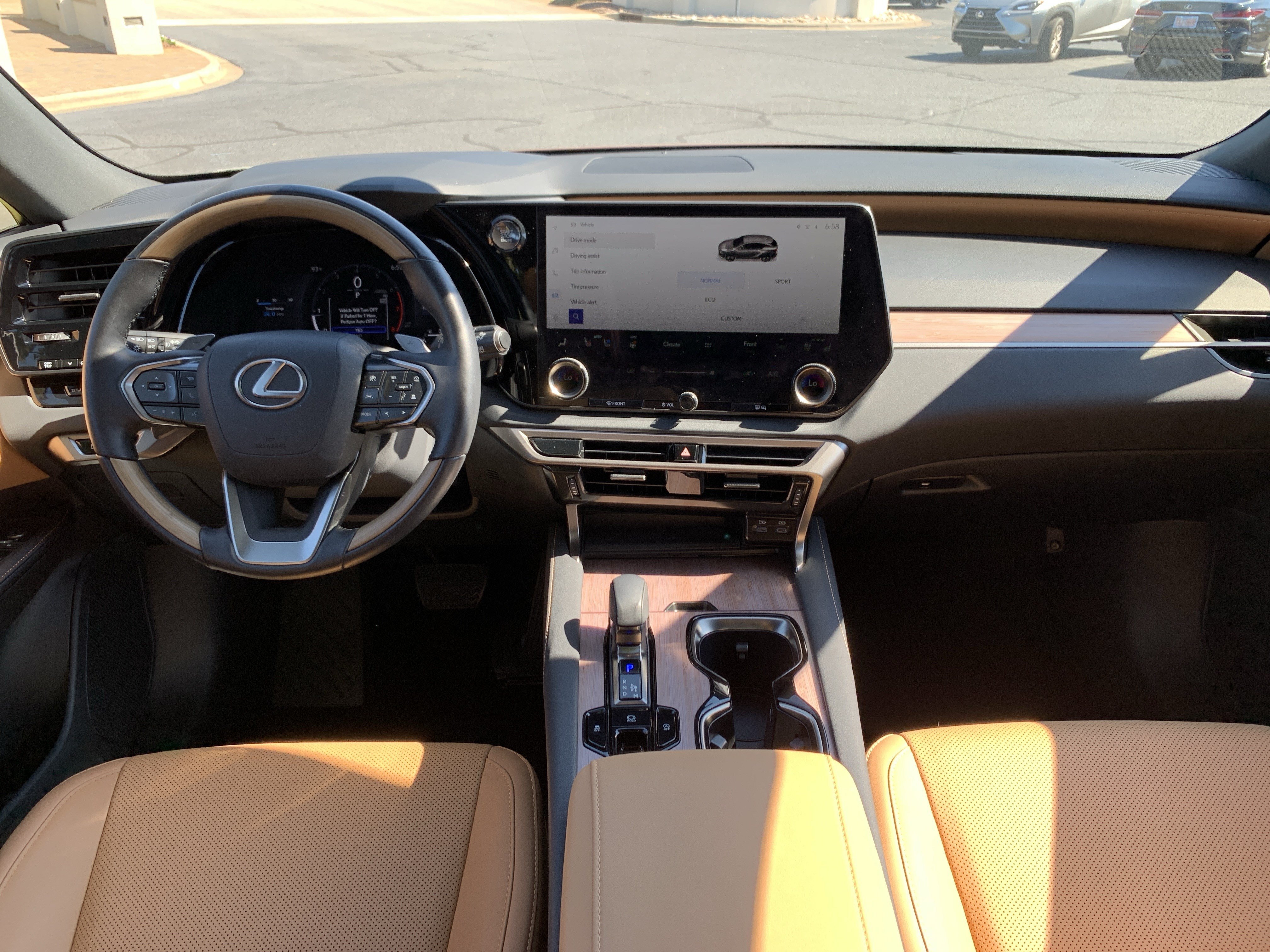 Used 2026 Lexus RX 350 Premium w/ Accessory Package (Z1) FWD image 30