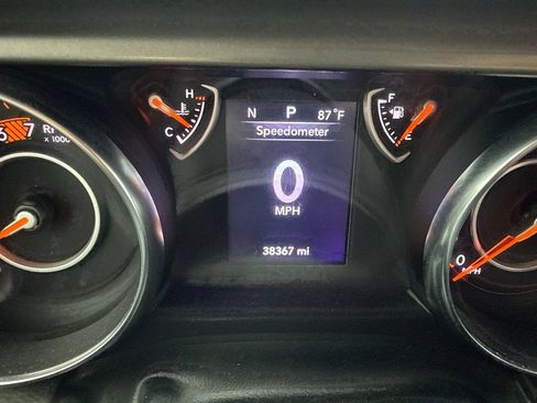 Used 2022 Jeep Wrangler Sport AWD/4WD image 8