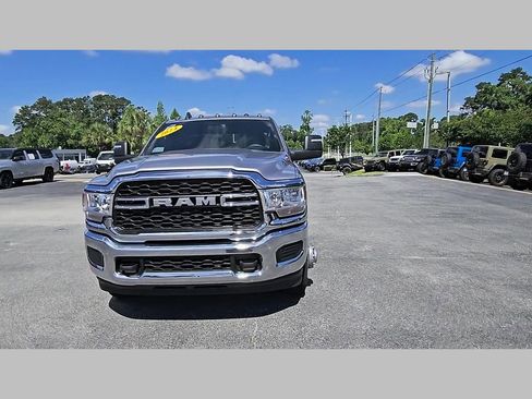 Used 2024 RAM 3500 Tradesman w/ Chrome Appearance Group AWD/4WD image 37