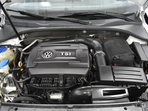 Used 2015 Volkswagen Passat 1.8T Sport FWD image 28