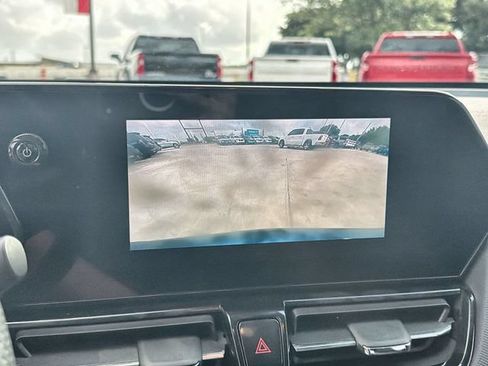 Used 2025 Chevrolet TrailBlazer RS w/ Convenience Package FWD image 14