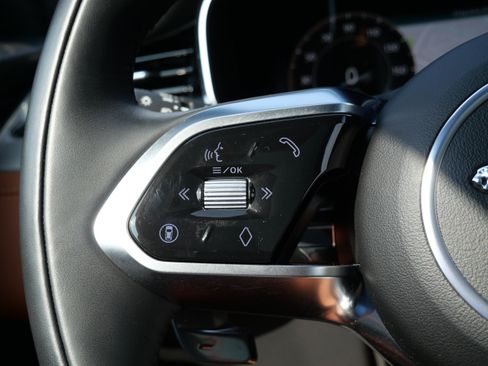 Certified 2026 Jaguar F-PACE R-Dynamic S AWD/4WD image 26
