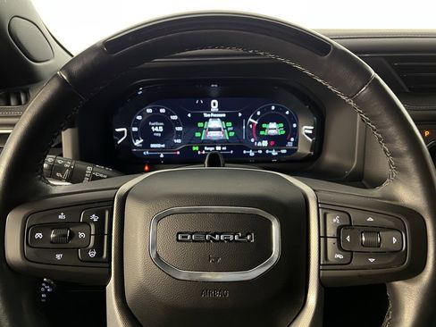 Used 2023 GMC Yukon XL Denali w/ Denali Reserve Package image 33