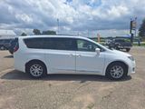 Used 2020 Chrysler Pacifica Touring-L image 3