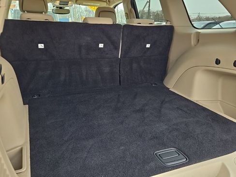 Certified 2022 Jeep Grand Cherokee Laredo E image 12