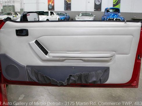 Used 1993 Ford Mustang GT image 39