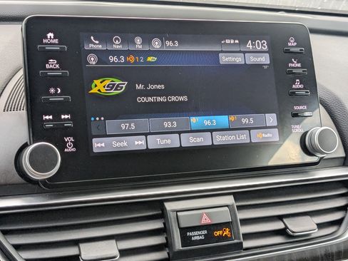 Used 2021 Honda Accord Touring image 22