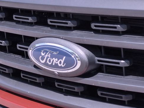 Used 2022 Ford F150 XLT w/ Equipment Group 302A High AWD/4WD image 12