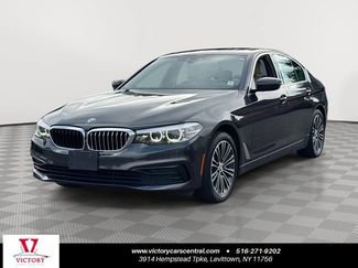 Used 2019 BMW 540i xDrive w/ Premium Package AWD/4WD video 1