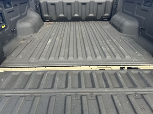 Used 2025 Ford Ranger XLT w/ Equipment Group 301A High AWD/4WD image 21