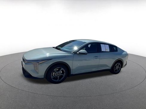Used 2025 Kia K4 FWD image 8