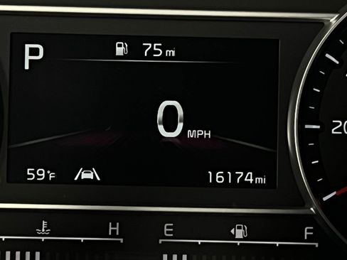 Used 2023 Kia Sorento EX w/ Panoramic Sunroof Package image 13