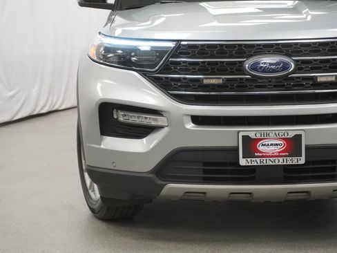 Used 2023 Ford Explorer XLT w/ Equipment Group 202A AWD/4WD image 7