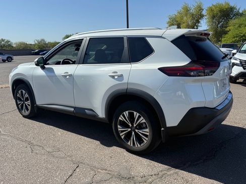 Certified 2023 Nissan Rogue SV w/ SV Premium B Package FWD image 7
