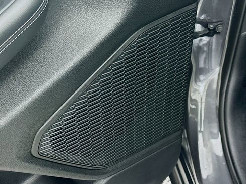 Certified 2023 Jeep Grand Cherokee L Laredo image 29