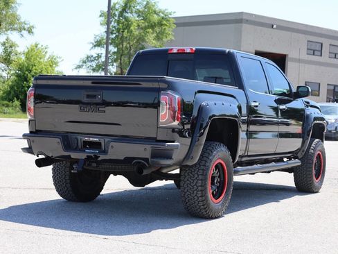 Used 2017 GMC Sierra 1500 SLT w/ SLT Premium Package AWD/4WD image 9