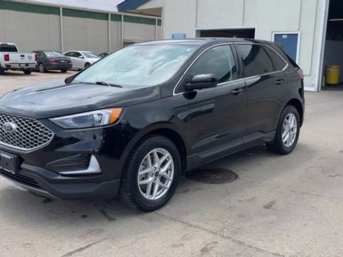 Used 2024 Ford Edge SEL AWD/4WD image 4