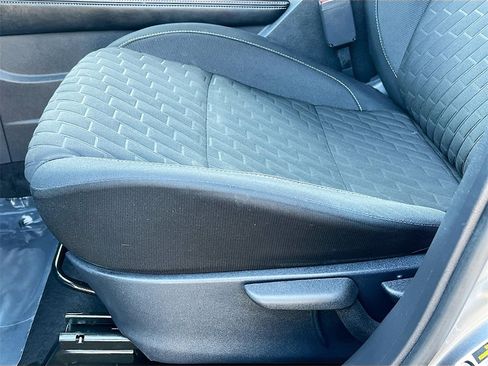 Used 2022 Nissan Kicks SV image 17