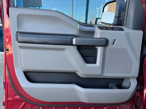 Used 2019 Ford F150 XLT w/ Equipment Group 302A Luxury image 10