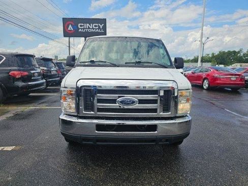 Used 2011 Ford E-350 and Econoline 350 XLT RWD image 3