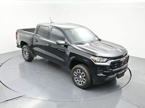 Used 2023 Chevrolet Colorado LT w/ LT Convenience Package II RWD image 17