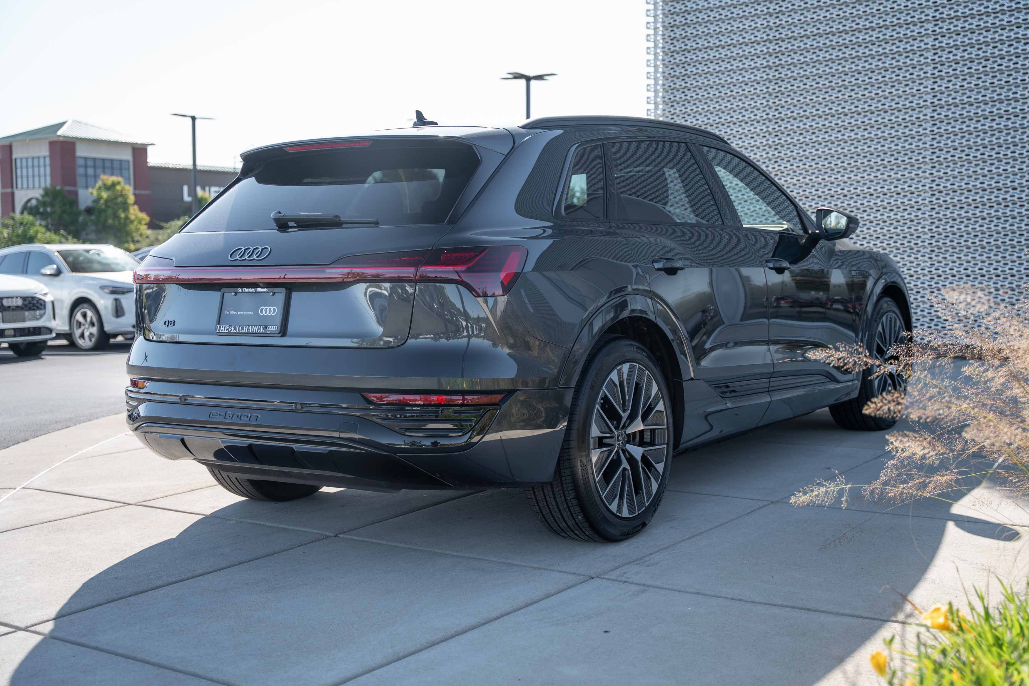 Certified 2024 Audi Q8 e-tron Premium Plus AWD/4WD image 2