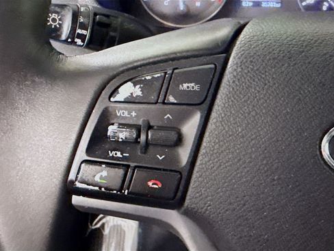 Used 2017 Hyundai Tucson SE Plus FWD image 14
