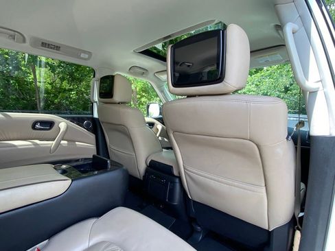 Used 2023 Nissan Armada Platinum w/ Captain's Chairs Package AWD/4WD image 37