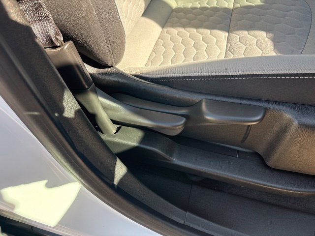 Used 2020 Chevrolet Equinox LS AWD/4WD image 46