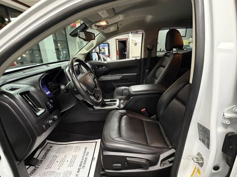 Used 2020 Chevrolet Colorado ZR2 w/ ZR2 Dusk Special Edition image 28