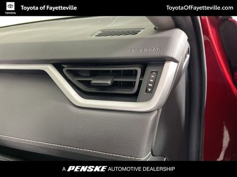 Used 2023 Toyota RAV4 XLE AWD/4WD image 20