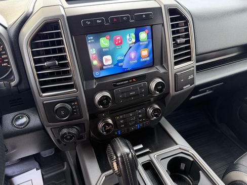 Used 2018 Ford F150 Raptor w/ Equipment Group 802A Luxury AWD/4WD image 17