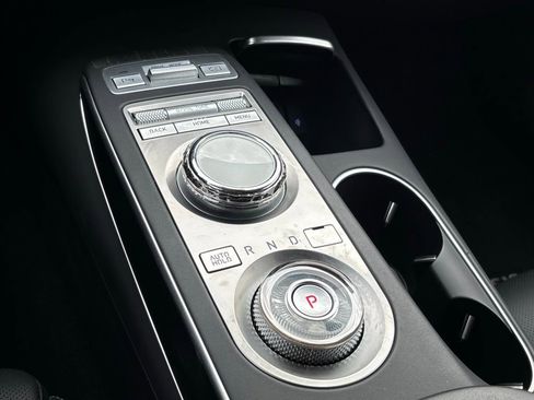 Used 2025 Genesis GV70 2.5T image 22