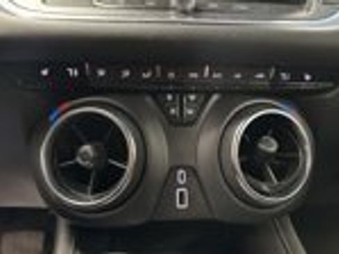 Used 2025 Chevrolet Blazer LT image 20