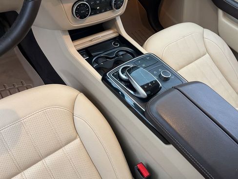 Used 2018 Mercedes-Benz GLE 350 4MATIC image 21