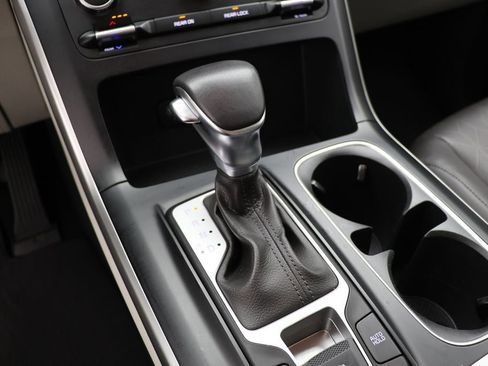 Used 2024 Kia Carnival LX image 22