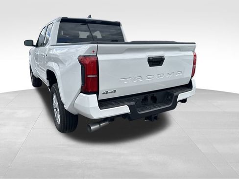 New 2025 Toyota Tacoma SR5 image 5